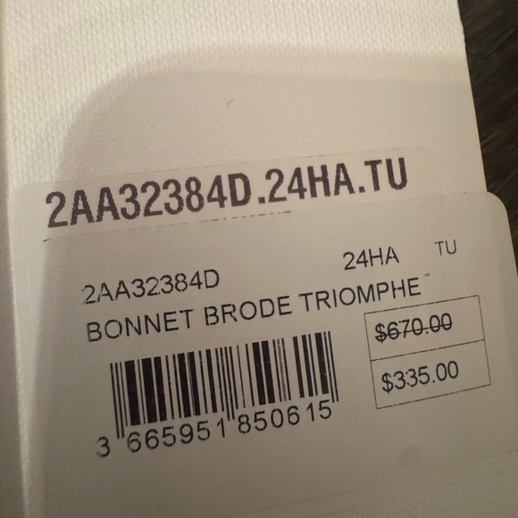 Celine Pink Knit Hat with Iconic Emblem - Picture 5 of 5